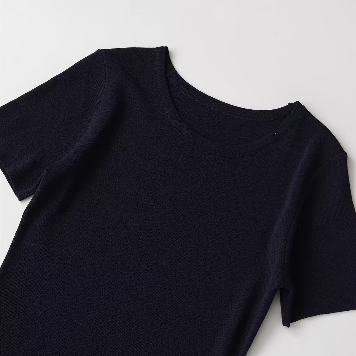 Elegant round neck patchwork knit dress